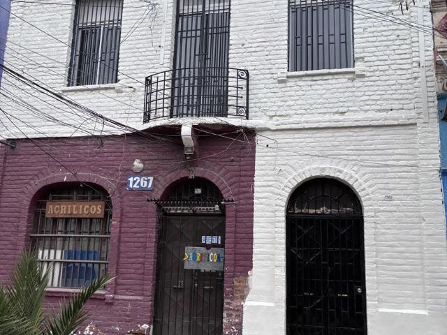 Casa recién remodelada a pasos de metro matta e irarrazaval