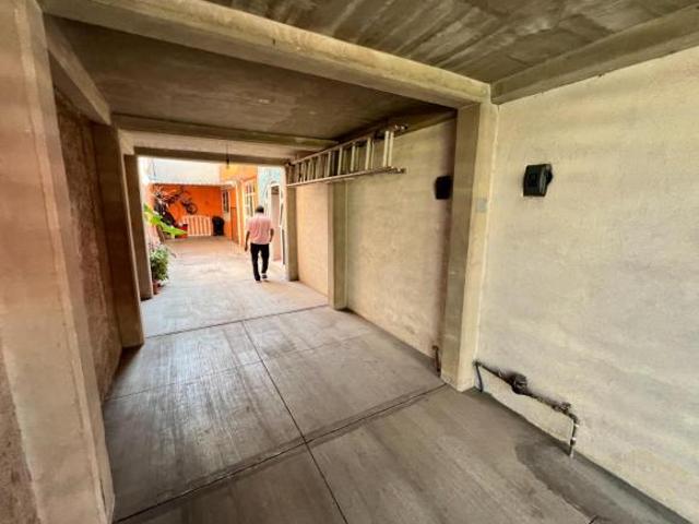 Casa Recién Remodelada Con Excelente Ubicación