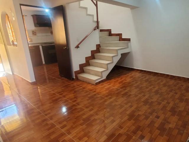 Casa recién remodelada en Las Américas