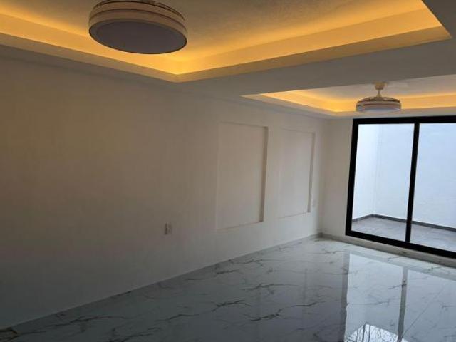 Casa recién remodelada en venta en Privada Laguna Tziscao