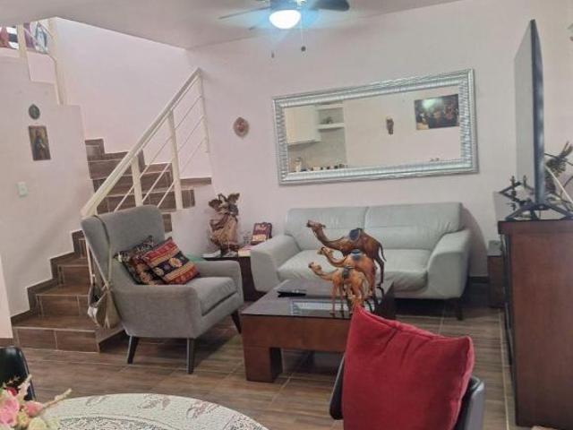 Casa recién remodelada en venta en Zapopan