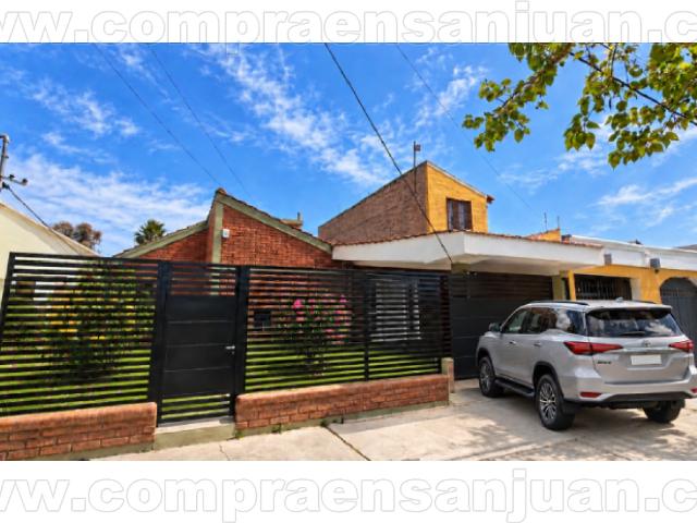 Casa Recién Remodelada