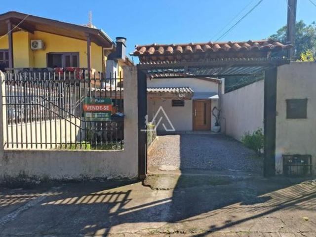 CASA REFORMADA 2 DORMITORIOS BAIRRO PETROPOLIS