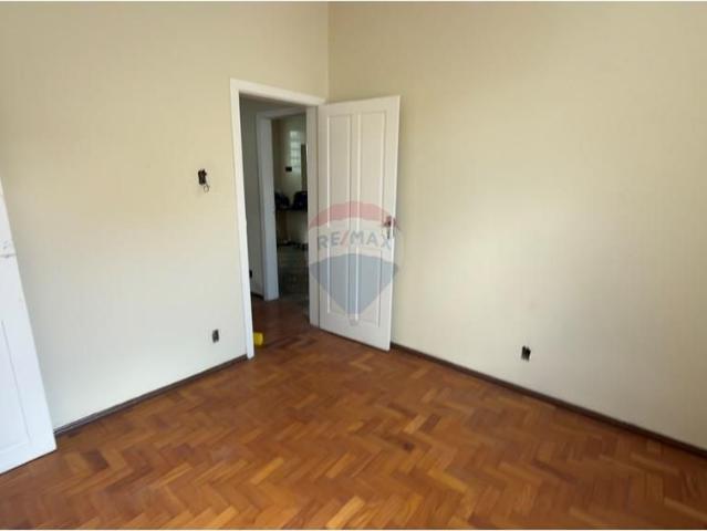 Casa Reformada com 6 Quartos na Barão de Cataguases – Ideal para Residencial ou Comercial
