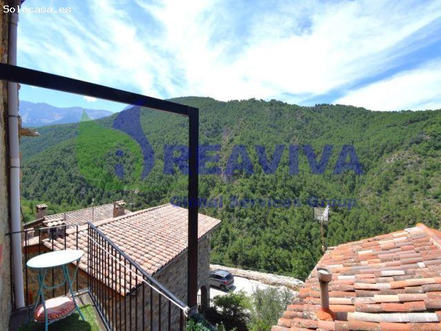 Casa reformada con 2 apartamentos independientes en Arseguel Ideal inversión o