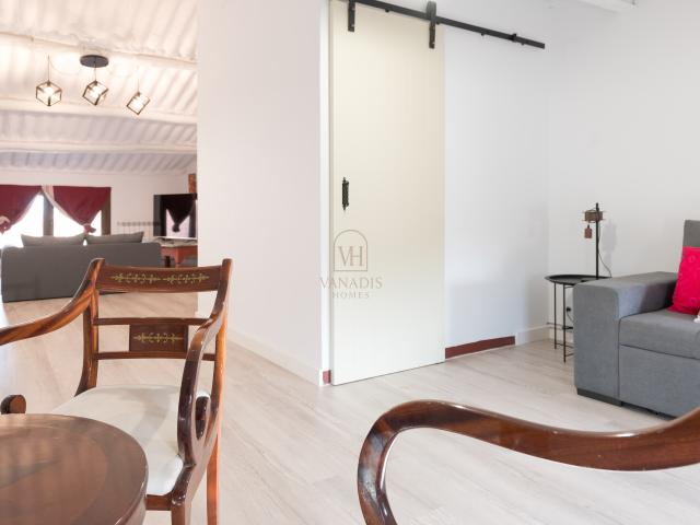 Casa reformada con licencia turística en Almatret, Lleida