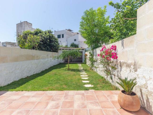 Casa reformada con piscina y jardín situada a pocos minutos. 0m² Mahón