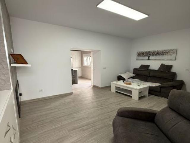 Casa reformada con primeras calidades en el Centro de San Fernando