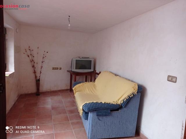 CASA REFORMADA EN EL PUEBLO DE OBEJO