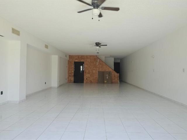 Casa reformada para alquilar en una vivienda cerrada a 15 minutos del aeropuerto | Cancún, México