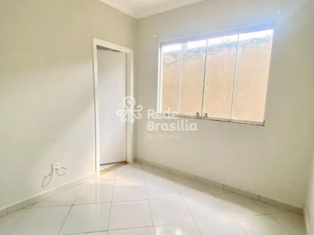 CASA REFORMADA PARK WAY 5 QUARTOS SENDO 4 SUITES CONDOMINIO PARK DAS ARVORES QUADRA 01 PARK WAY ALU