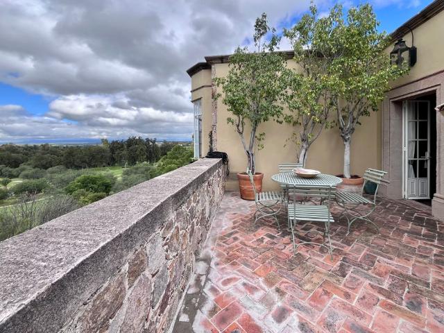 CASA REFUGIO DE PIEDRA