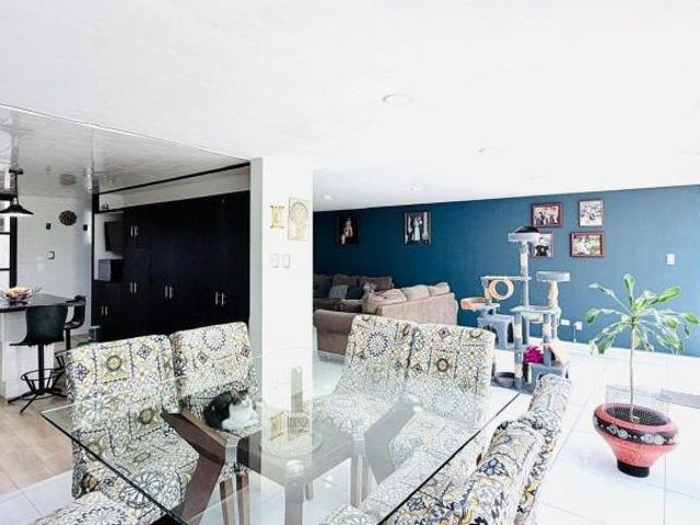Casa remodelad en el corazón de Cd Satélite con excelente ubicación
