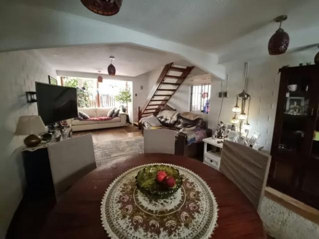 Casa remodelada 3 dormitorios, peñaflor | 3 dormitorios por 114000. 00 en Peñaflor