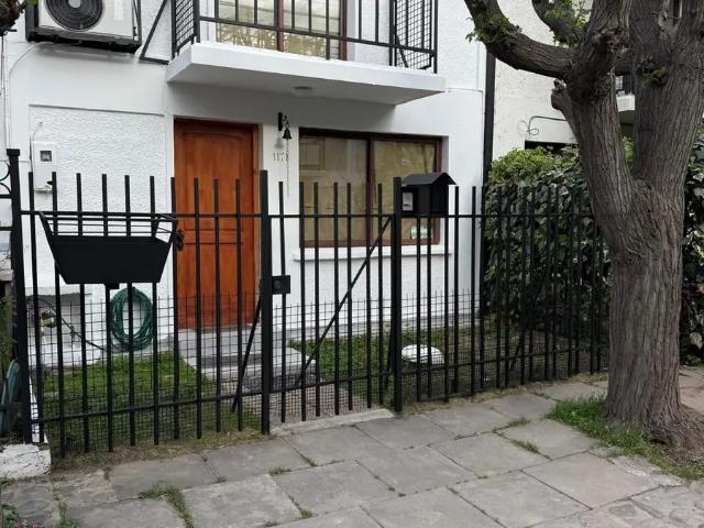 Casa Remodelada 2d/1b Con Piscina, Aire Acond. Y Terraza
