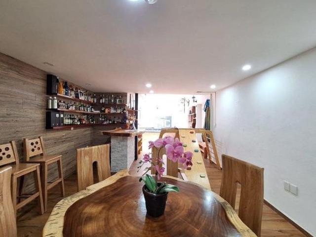 Casa Remodelada 4 Recámaras con Jacuzzi y Cochera 2 Autos / Los Héroes Tecamac