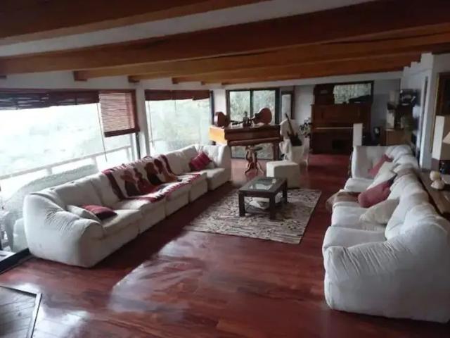 Casa Remodelada Con 5 Dorm En El Arrayan