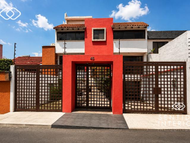 Casa Remodelada | A 10 Minutos de Santa Fe | Jardín de 100 m² y Roof Garden