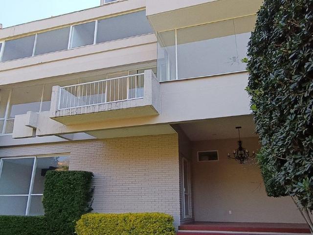 LISTA PARA HABITARSE! MUY BUENA PROPIEDAD EN PRIVADA EN LOMAS EN VENTA O RENTA