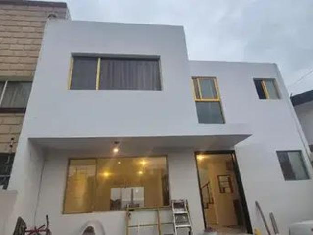 Casa Remodelada En Calle Manuel Doblado Cto. Diplomáticos Ciudad Satélite
