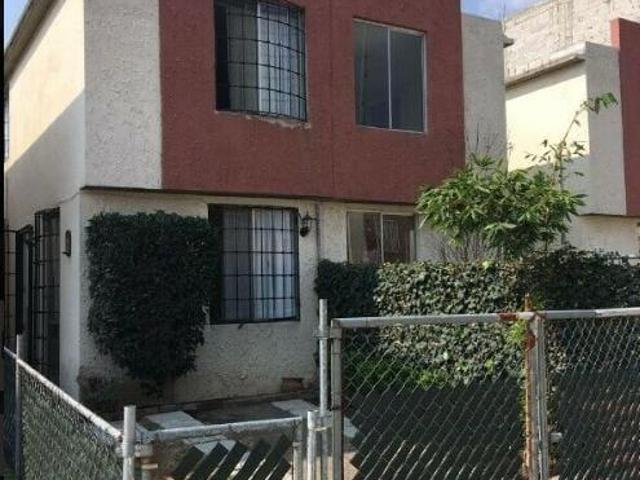 Casa Remodelada En Fraccionamiento