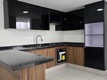 Casa remodelada en Pinar de la Calma. Amplia, funcional, con 2 recámaras en PB y excelente ubicación