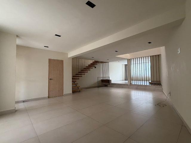 Casa remodelada en renta en Pedregal de San Francisco