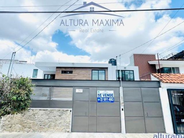 Casa Remodelada en Venta Chapalita Guadalajara