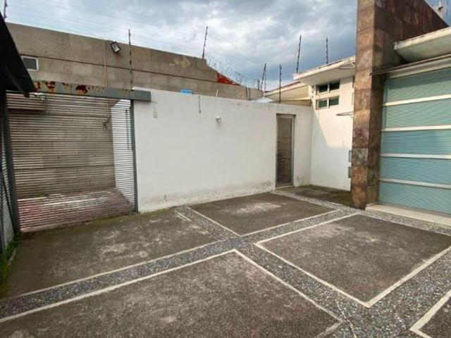 Casa Remodelada en Venta, Ciudad Satéllite, Naucalpan