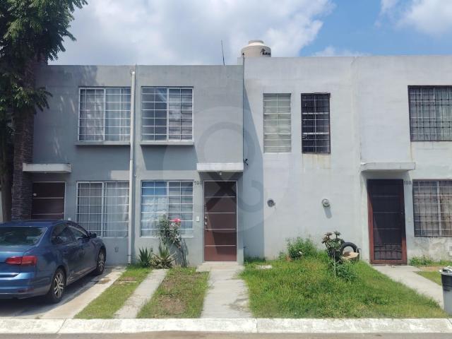 CASA REMODELADA EN VENTA EN COTO EL DORADO