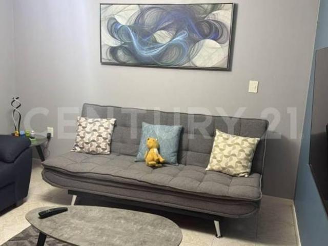 CASA REMODELADA EN VENTA INCLUYE DEPARTAMENTO