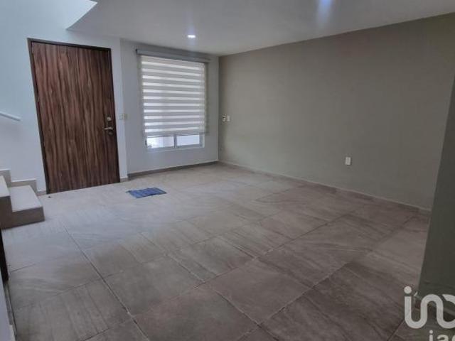 Casa remodelada en venta Zona Plaza San Diego, Puebla