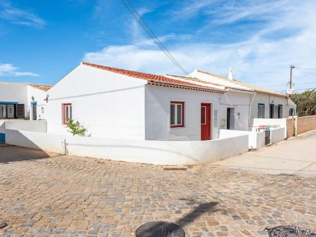Casa renovada de 1 quarto em Sagres, Oeste do Algarve Gate. 52m² Sagres
