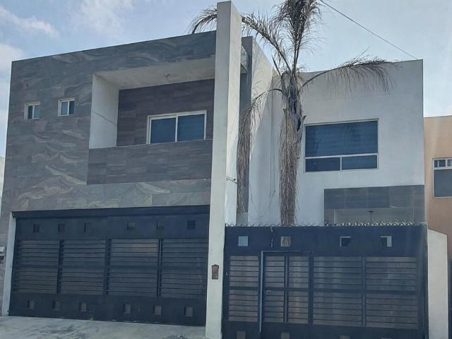 Casa renta carretera nacional, amueblada Priv. Bosques San Pedro Santiago, NL
