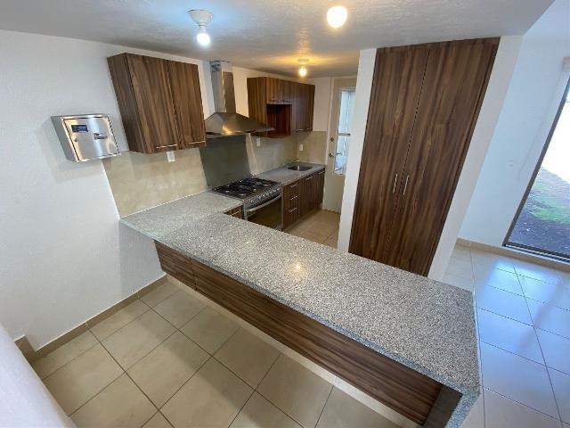Casa Renta Centrica Privada RIMACHI Residencial del Parque Mirador