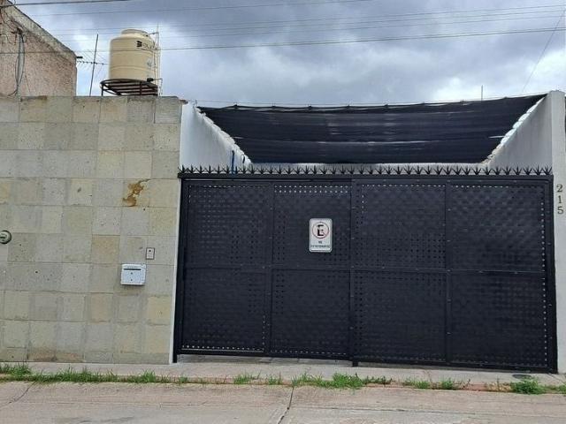CASA RENTA DE UN NIVEL AGUASCALIENTES
