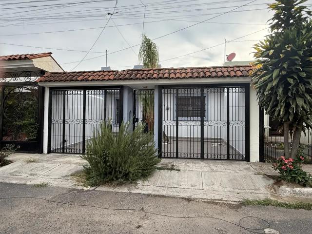 Casa renta de una planta ideal persona mayores