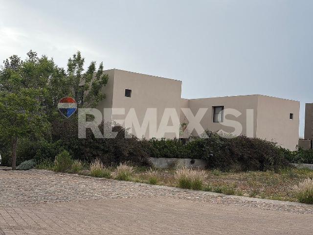 CASA RENTA EL CAMPANARIO
