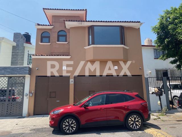 CASA RENTA EN MUY BUEN ESTADO EN LAS ALAMEDAS