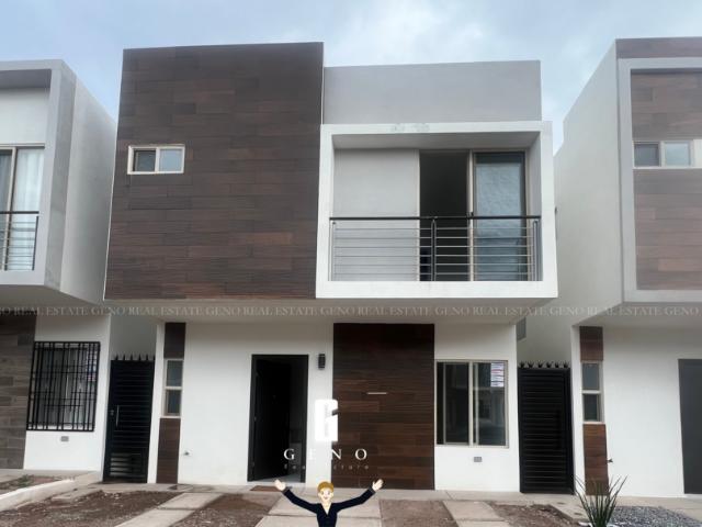 CASA RENTA EN MONTE VERDE