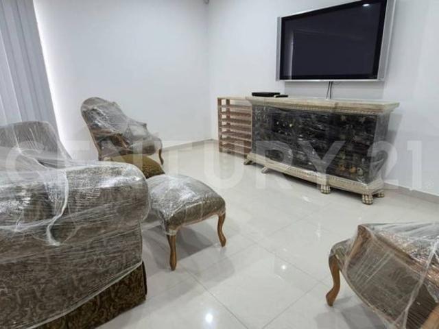 CASA RENTA EN LOMAS DE AGUA CALIENTE TIJUANA