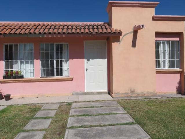 CASA RENTA EN PIRAMIDES