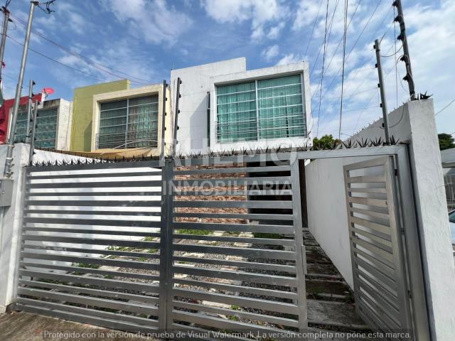 Casa Renta en 3 Rec Adolfo Ruiz Cortines, Tuxpan, Ver