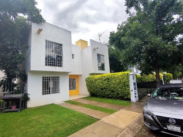 Casa Renta: Hda Las Nueces $9,500.00 Mensuales, San Juan del Río, Qro, Seguridad y Confort