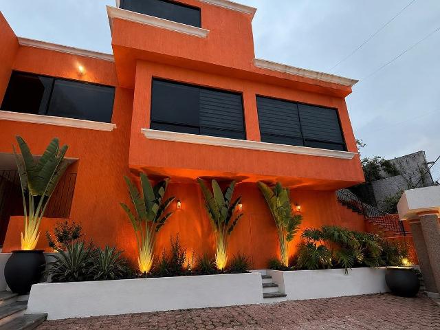 Casa renta loma dorada Querétaro cerca de los arcos