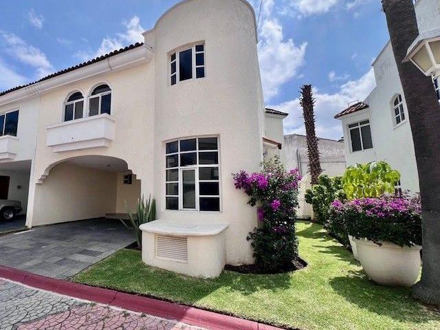 Casa Renta Lomas del Valle Zapopan