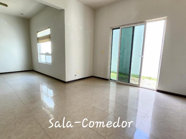Casa RENTA Residencial Villa Vergel al NORTE SALTILLO