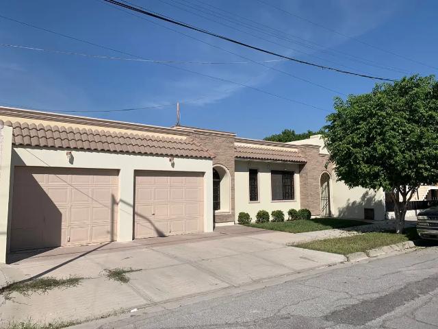 CASA RENTA TORREON JARDIN