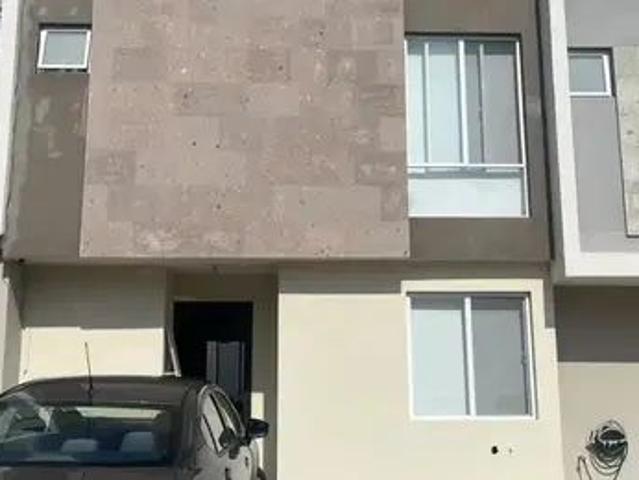 Casa Renta Zakia