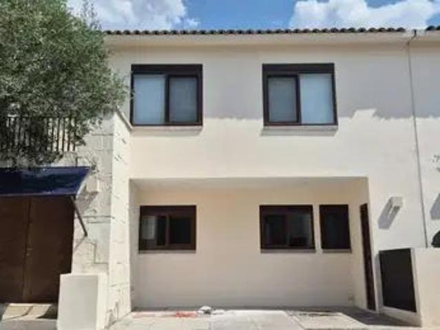 Casa Renta Zibata Dominio